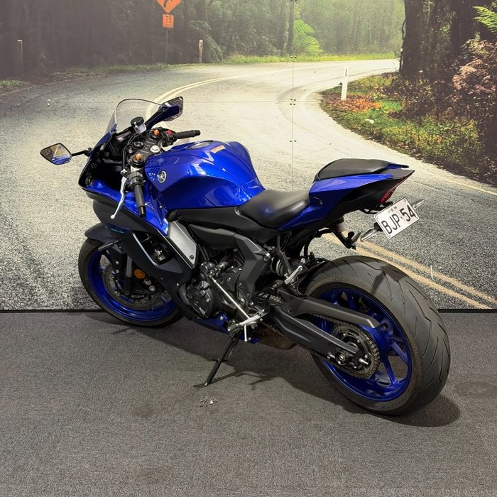 2022 Yamaha YZF-R7LA Blue