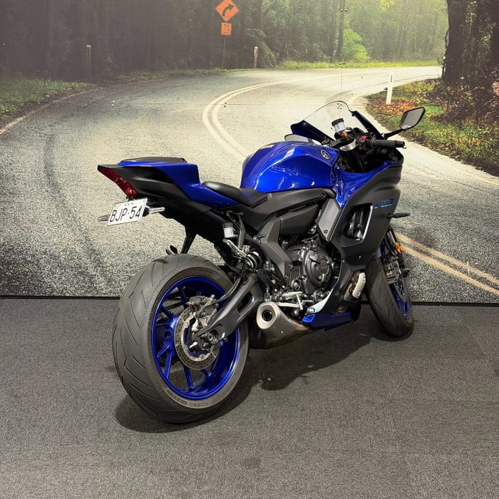 2022 Yamaha YZF-R7LA Blue