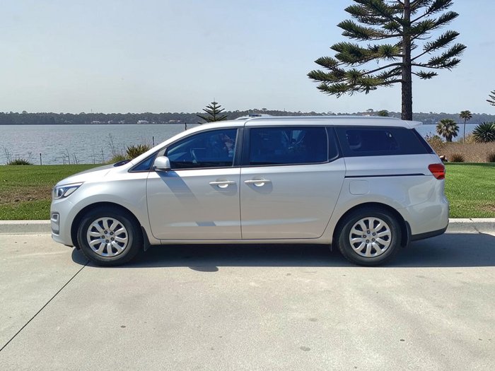 2020 Kia Carnival S