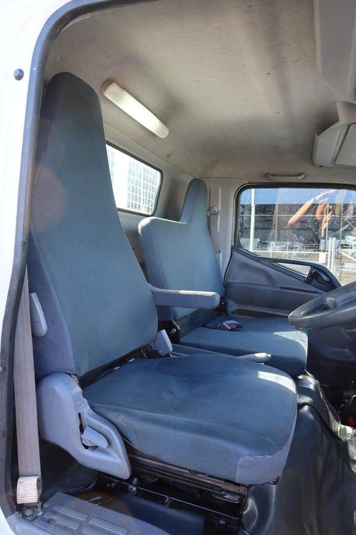 2015 Fuso Canter 815