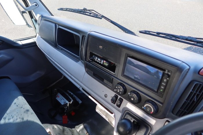 2015 Fuso Canter 815