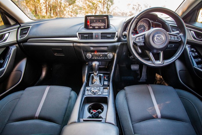 2019 Mazda 3 SP25