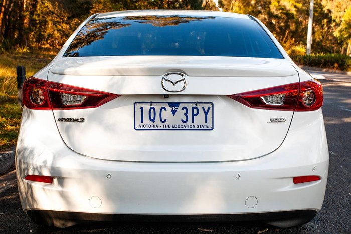 2019 Mazda 3 SP25