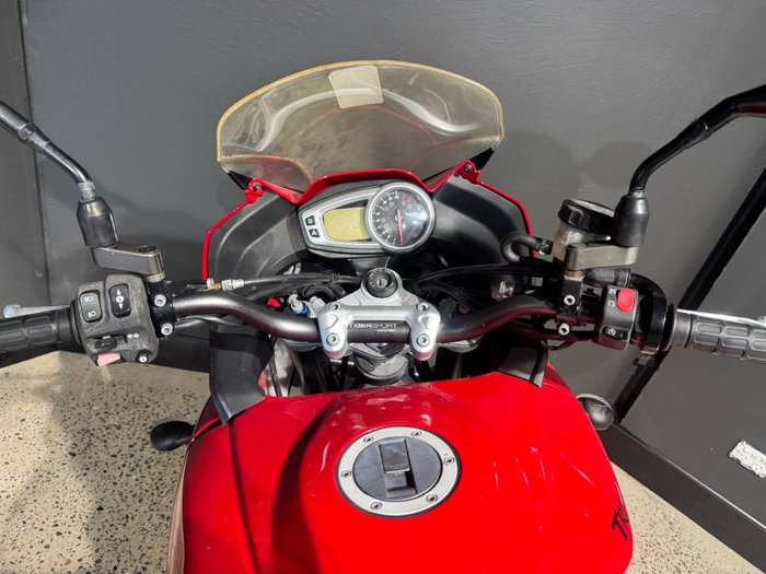Triumph 2013 TRIUMPH 1050CC TIGER 1050 SE RED