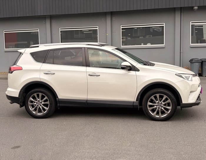 2016 Toyota RAV4 Cruiser