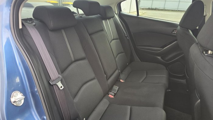2018 Mazda 3 SP25