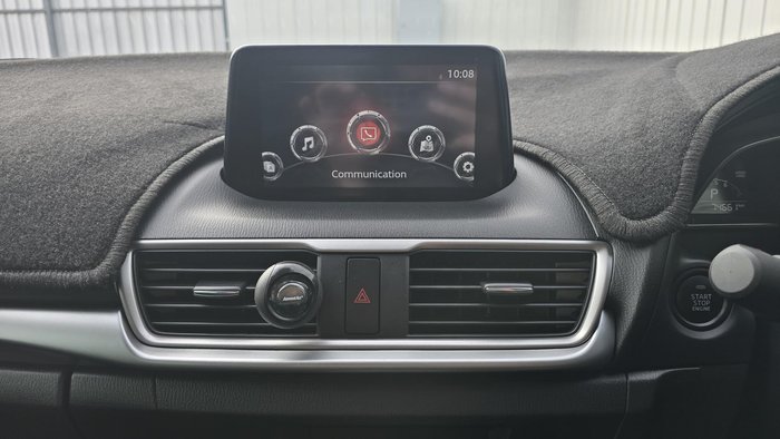 2018 Mazda 3 SP25