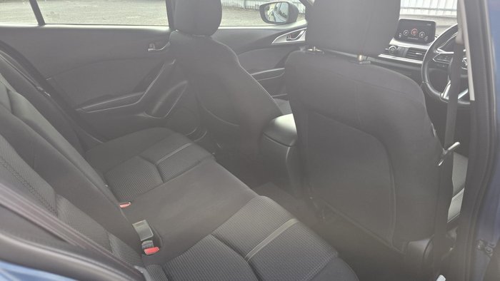 2018 Mazda 3 SP25