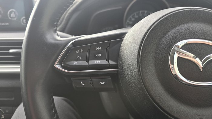 2018 Mazda 3 SP25