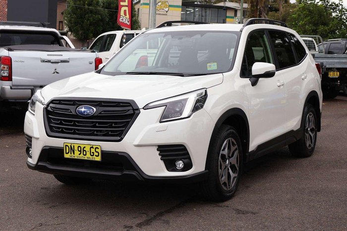 2025 Subaru Forester 2.5i