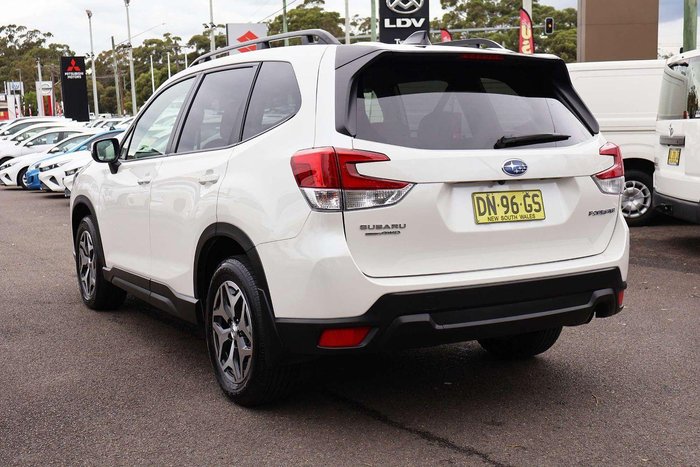 2025 Subaru Forester 2.5i