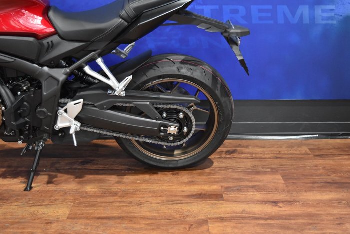 2025 Honda CB650R Red