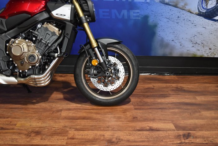2025 Honda CB650R Red