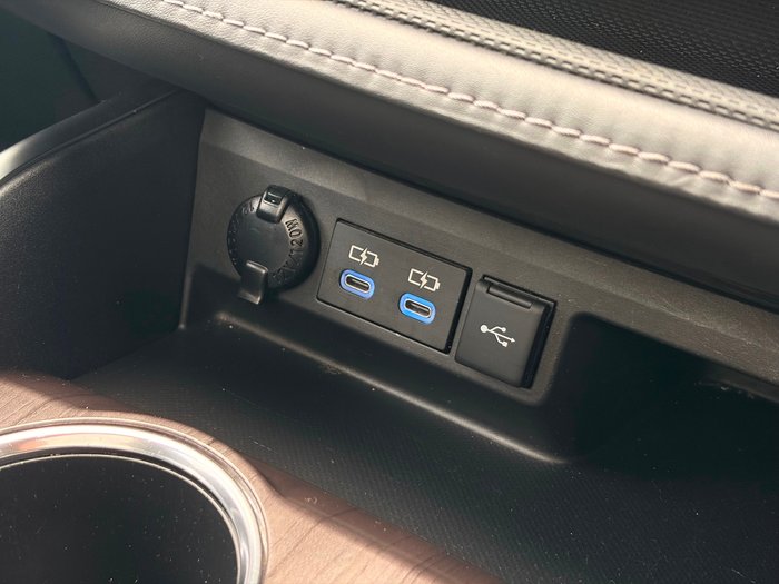 2021 Toyota Kluger Grande