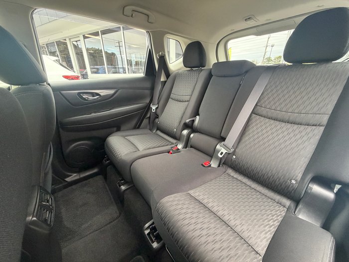 2017 Nissan X-TRAIL ST