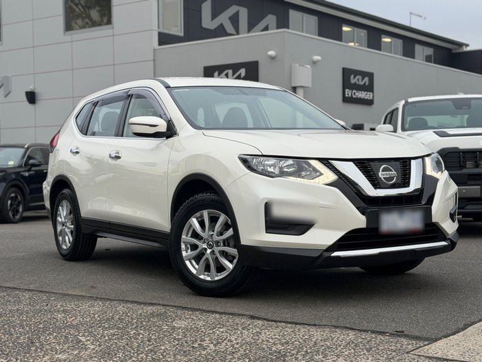 2017 Nissan X-TRAIL ST