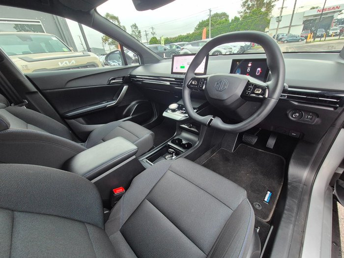 2024 MG MG4 Excite 51
