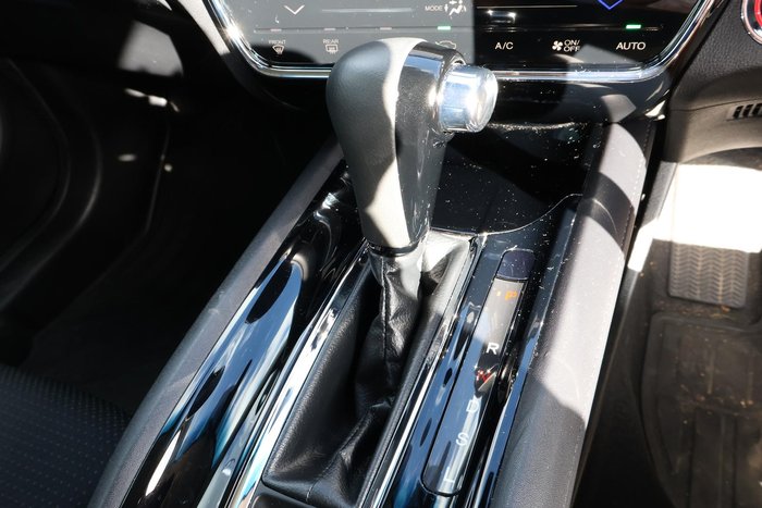 2019 Honda HR-V VTi-S