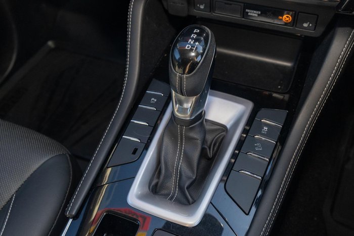 2023 Isuzu MU-X LS-T