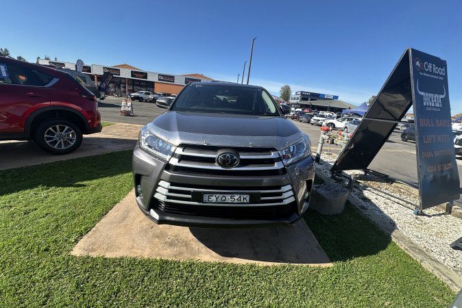 2018 TOYOTA KLUGER GX (4x2)