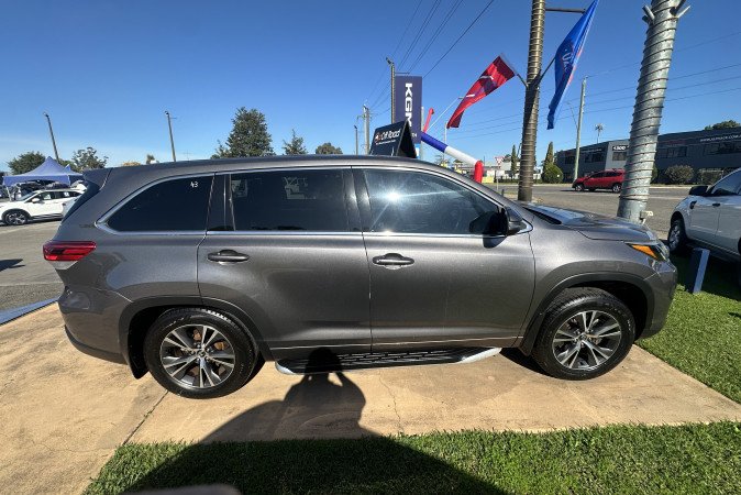 2018 TOYOTA KLUGER GX (4x2)