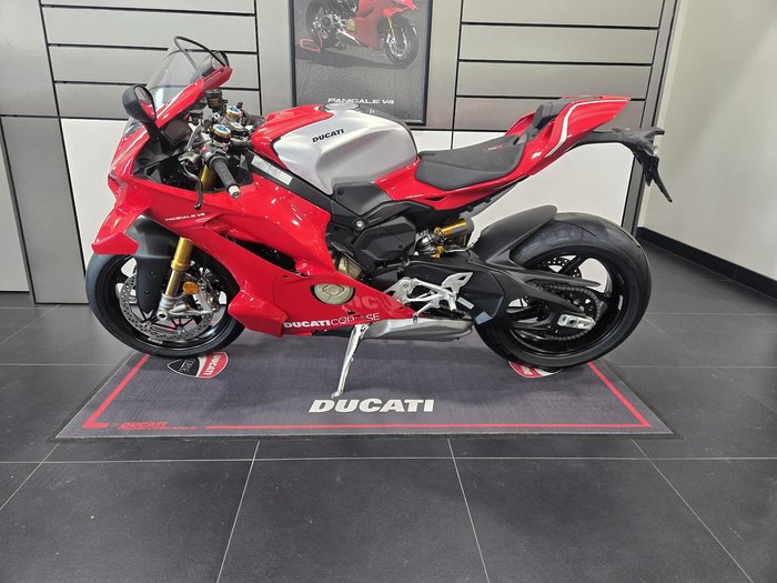 2026 Ducati Panigale V4 R