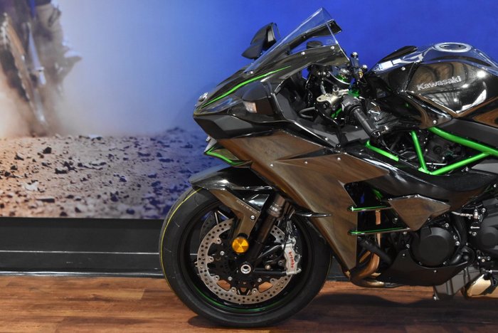 2025 Kawasaki NINJA H2 Green