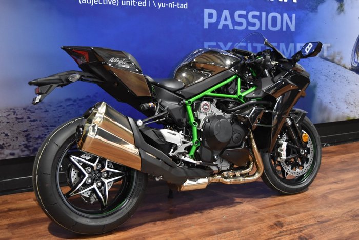 2025 Kawasaki NINJA H2 Green