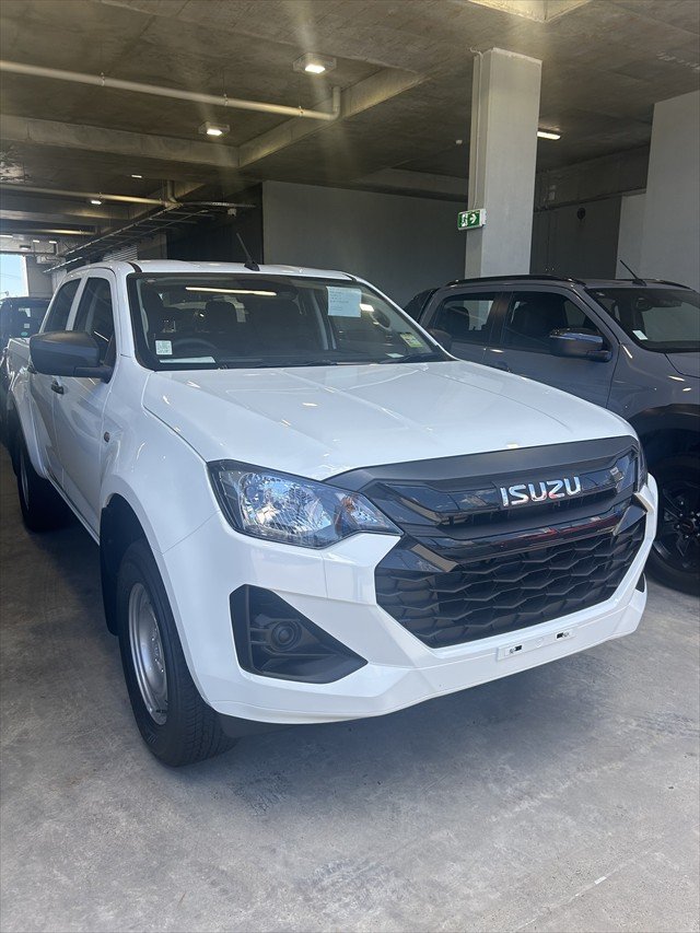 2025 Isuzu D-MAX