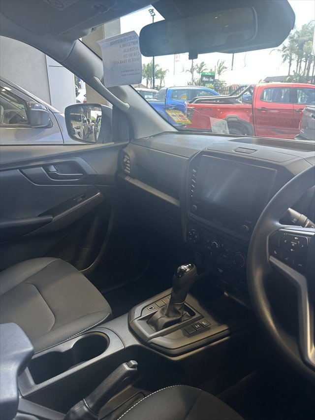 2025 Isuzu D-MAX SX
