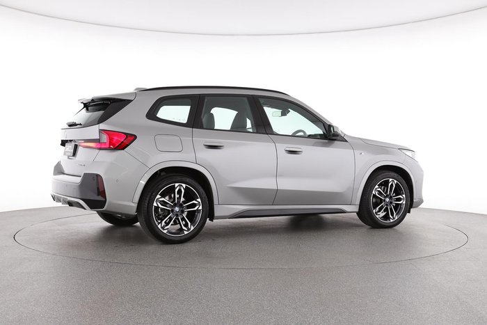 2025 BMW X1 xDrive20i M Sport
