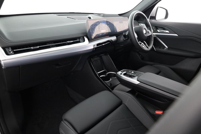 2025 BMW X1 xDrive20i M Sport