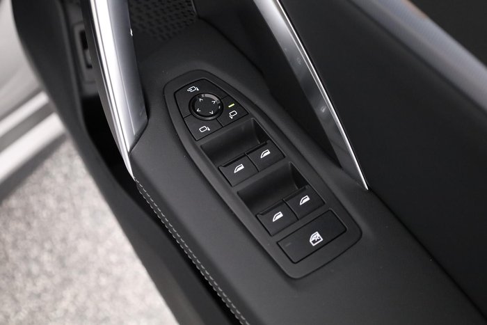 2025 BMW X1 xDrive20i M Sport