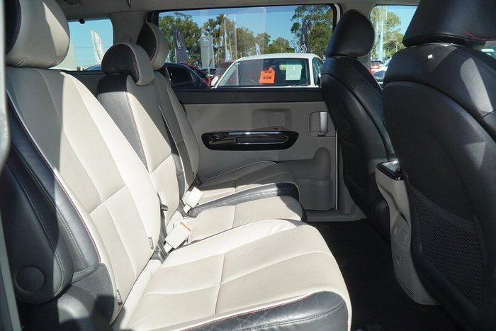 2019 Kia Carnival Platinum