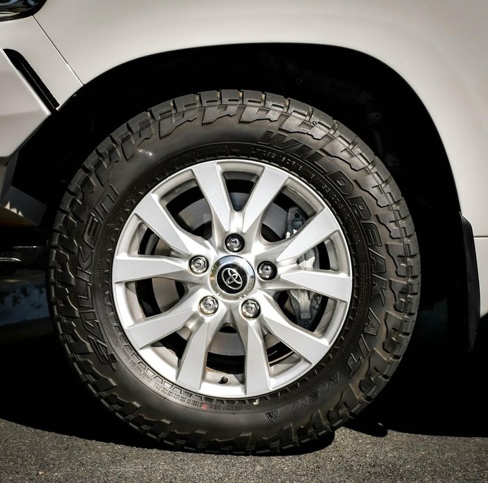 2019 Toyota Landcruiser VX