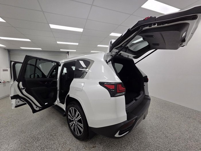 2025 Lexus LX 500d Sports Luxury FJA310R 4X4 Dual Range Sonic Quartz