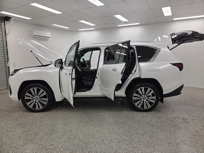 2025 Lexus LX 500d Sports Luxury FJA310R 4X4 Dual Range Sonic Quartz