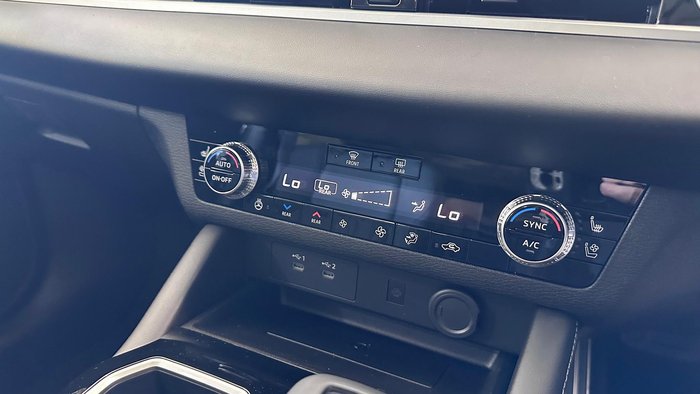 2026 Mitsubishi Outlander Exceed