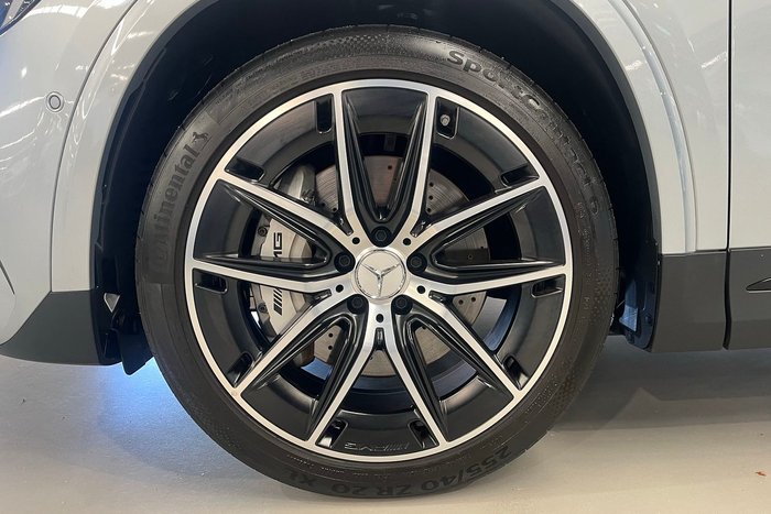 2025 Mercedes-Benz GLA-Class GLA35 AMG