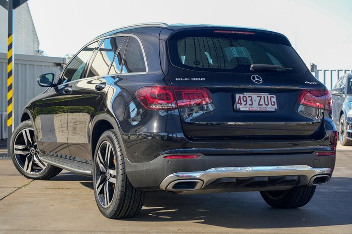 2019 Mercedes-Benz GLC-Class GLC300