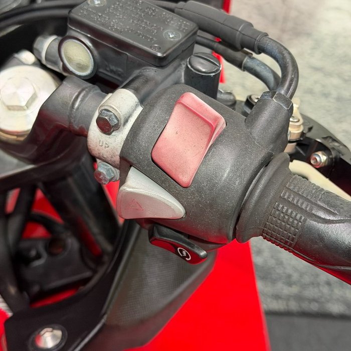 2013 Honda CBR500R (ABS) Red