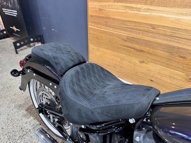 2023 HARLEY-DAVIDSON FLHCS HERITAGE CLASSIC 114