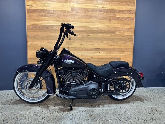 2023 HARLEY-DAVIDSON FLHCS HERITAGE CLASSIC 114