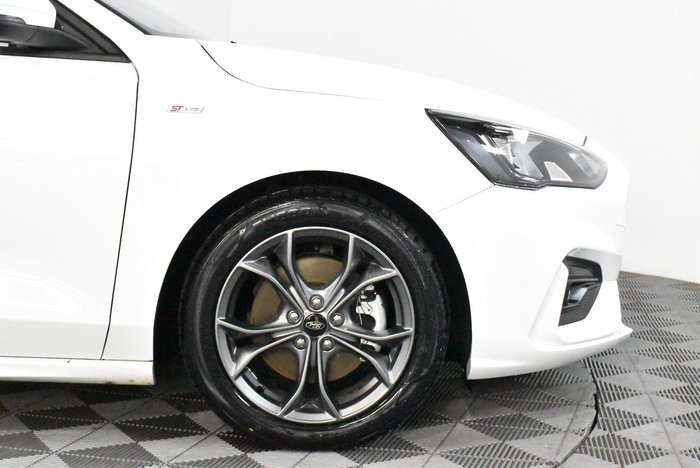 2020 Ford Focus ST-Line