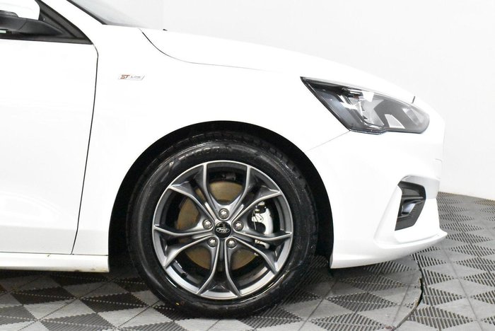 2020 Ford Focus ST-Line