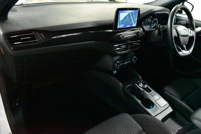 2020 Ford Focus ST-Line