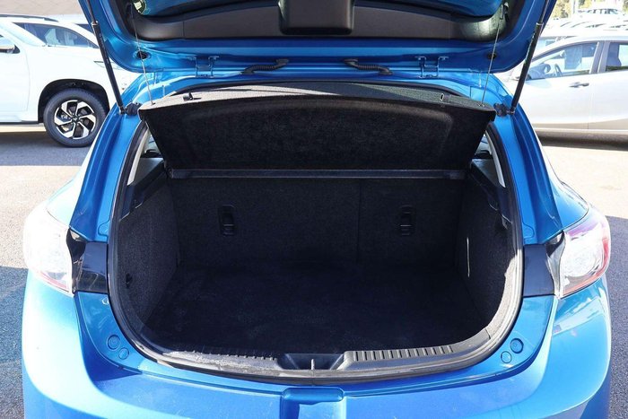 2013 Mazda 3 SP25
