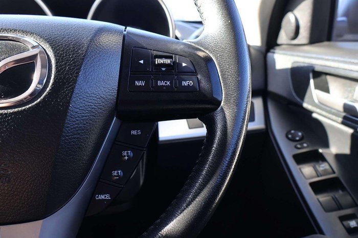 2013 Mazda 3 SP25