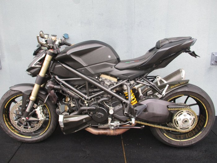 2012 DUCATI STREETFIGHTER 848 Black