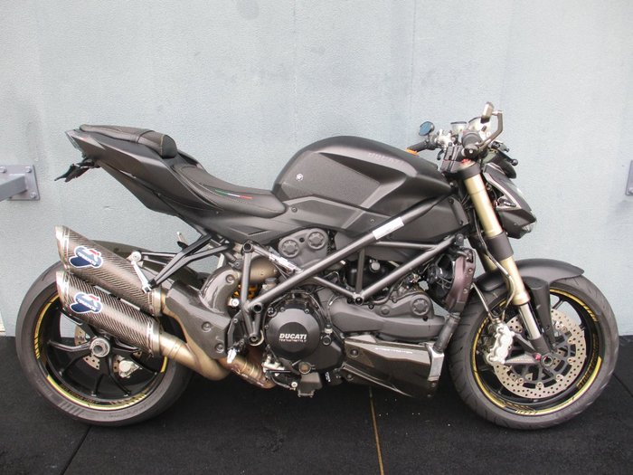 2012 DUCATI STREETFIGHTER 848 Black